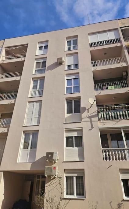 Mariola Apartment Zadar Luaran gambar